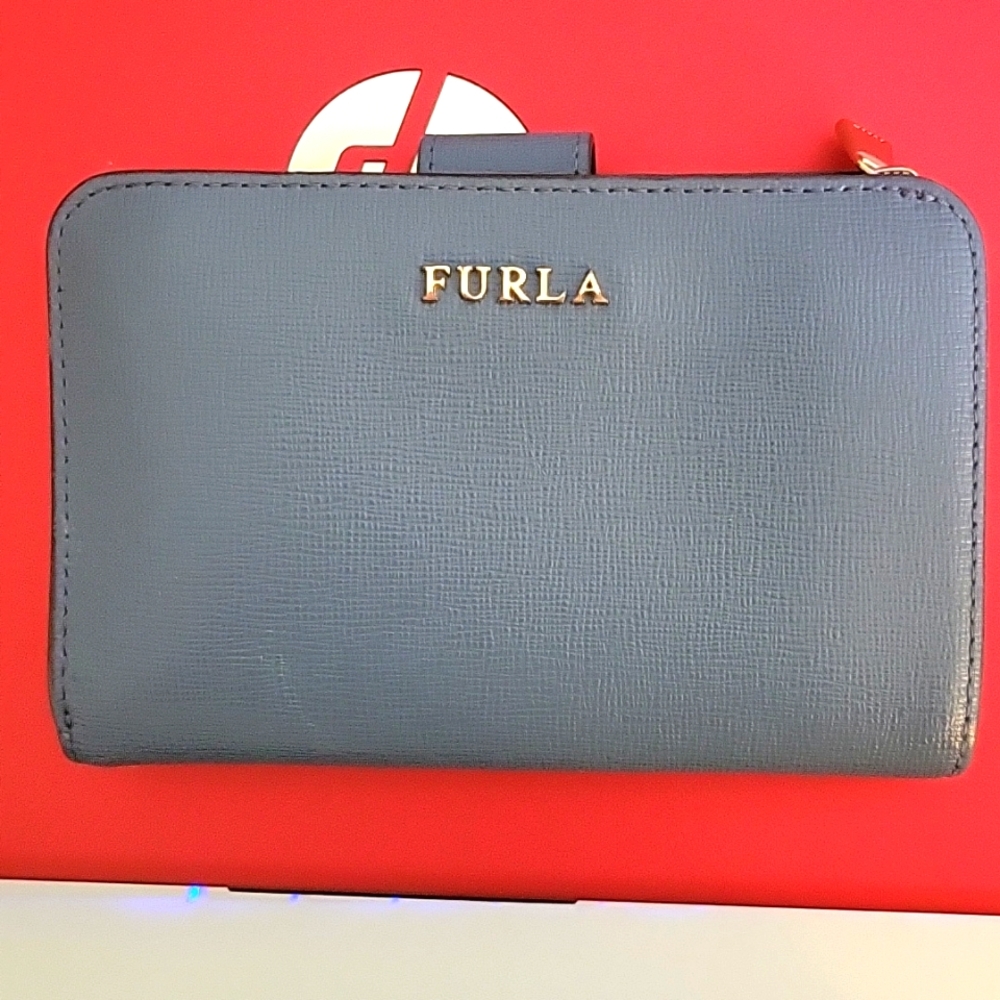 Furla wallet